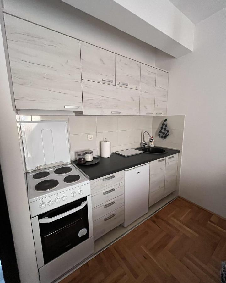 Studio Place 8 Podgorica Exterior foto