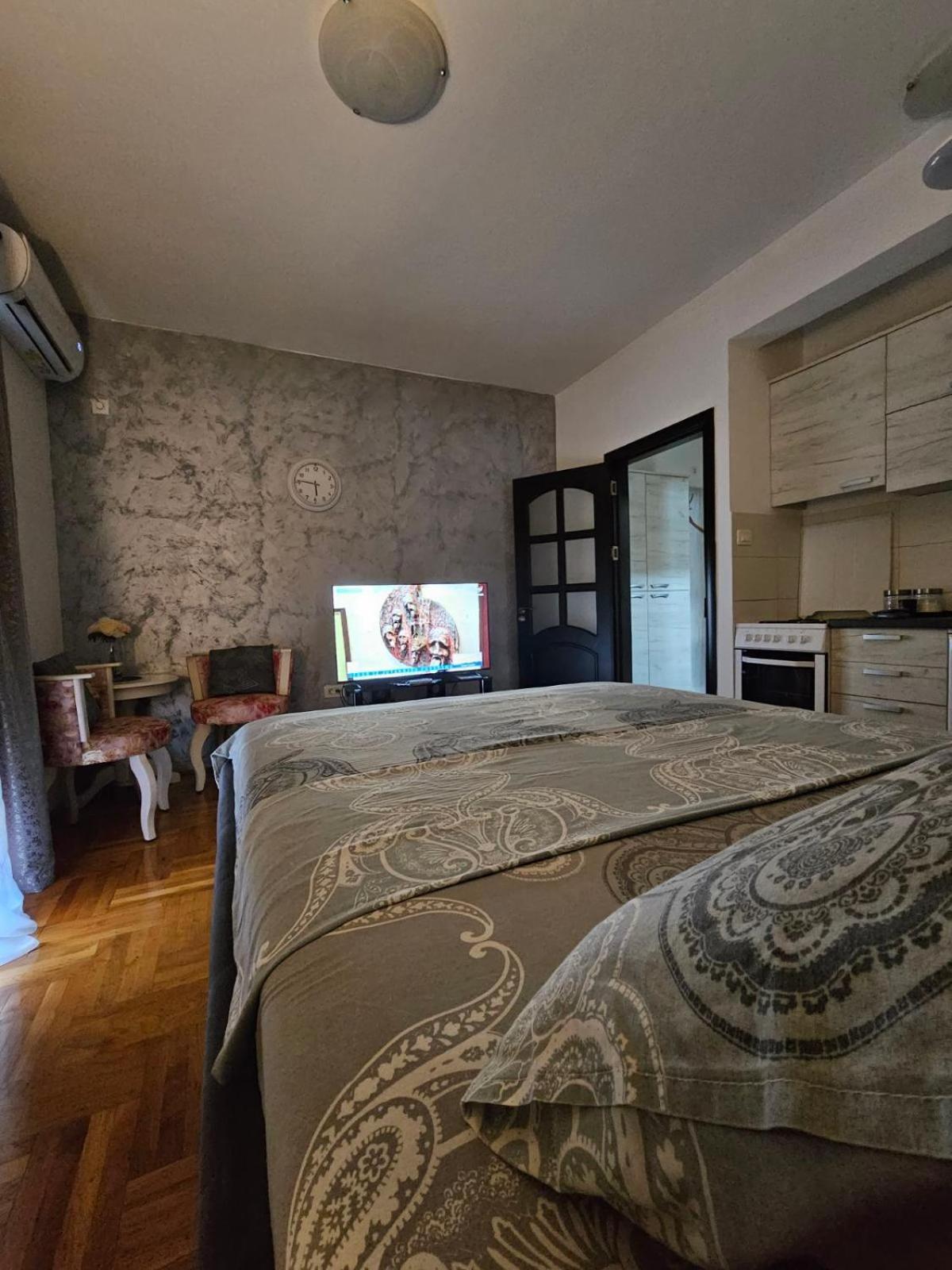 Studio Place 8 Podgorica Exterior foto